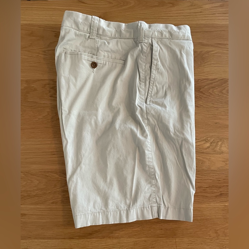 J Crew - Stretch Chino Shorts - Light Khaki - 35 Waist 9 Inseam